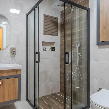 Quality Gold Hotel