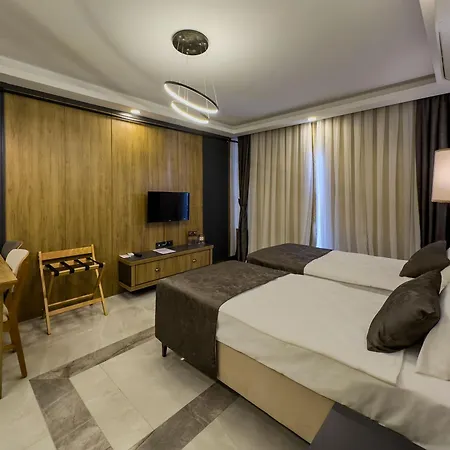 Quality Gold Hotel Antalya