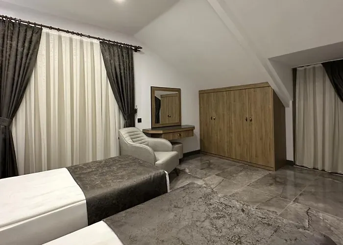 Quality Gold Hotel