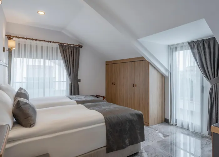 Quality Gold Hotel