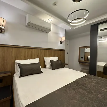 Quality Gold Hotel Antalya